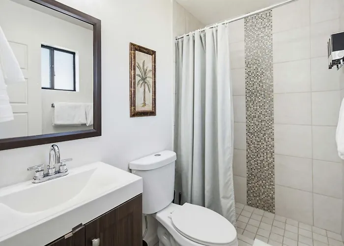 Modern Comphy In With Pool Ferienhaus