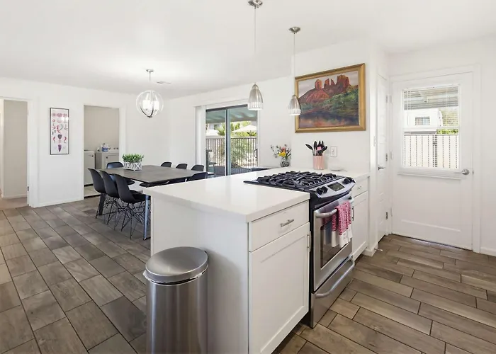 Modern Comphy In With Pool Ferienhaus Tempe