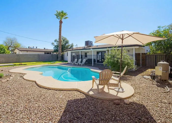 Modern Comphy In With Pool * Tempe